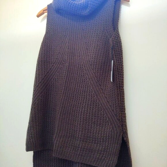 NWT 🌳 FOREST GREEN Cowl Neck Sweater~ by Devoted Luxury Size MED - Picture 6 of 7